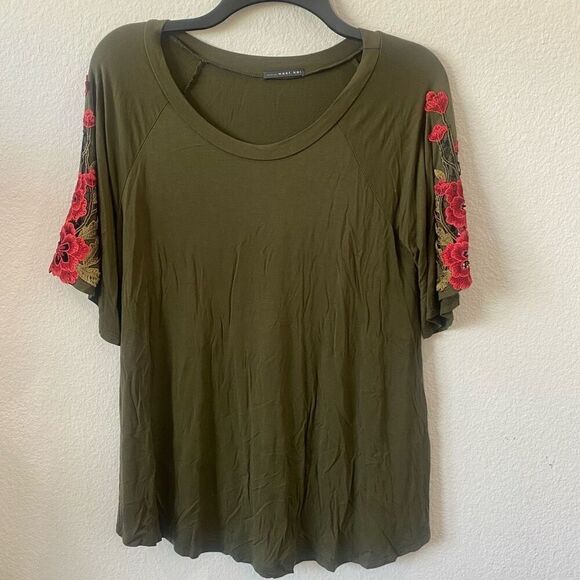 West Kei Rose Applique Top Size S - Picture 2 of 7